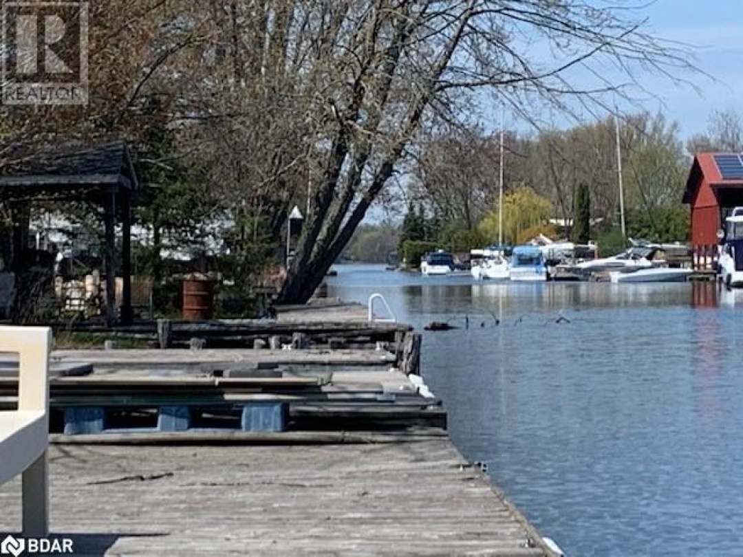 4051 GLEN CEDAR Drive, Lake Simcoe