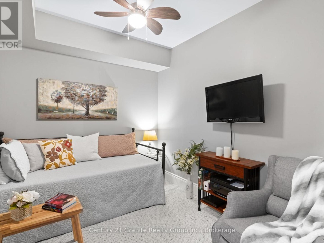 104 - 9 NEWCASTLE STREET, 