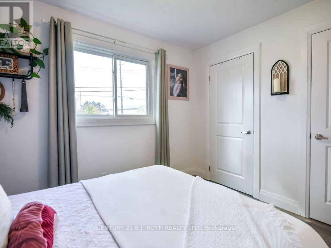 2695 CUMBERLAND ROAD, 