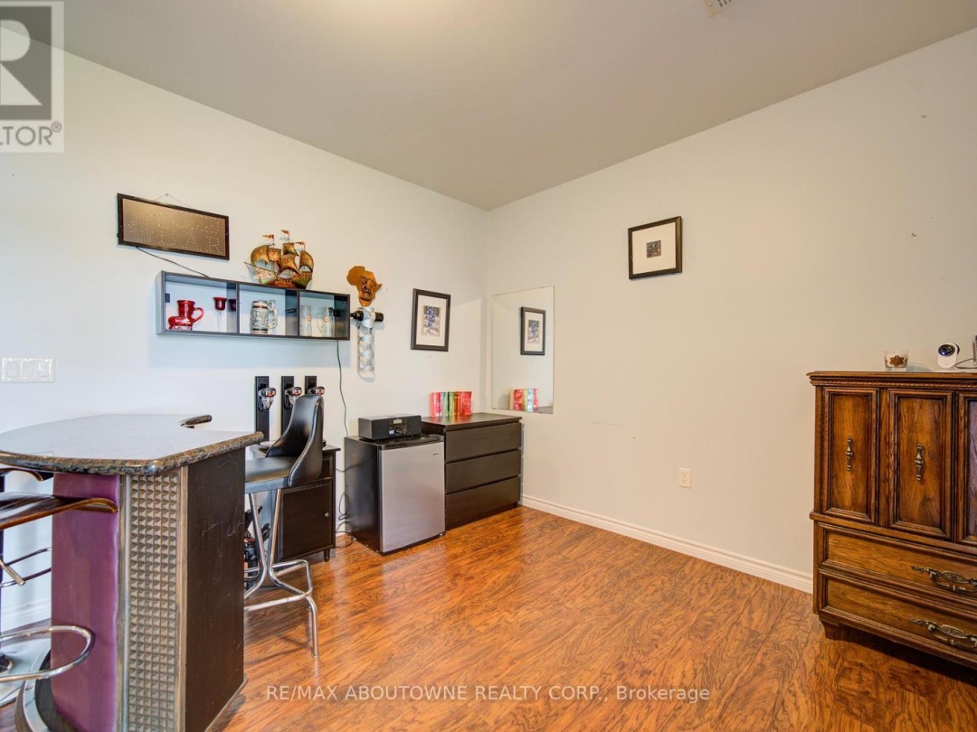 87 PARADISE ROAD, 