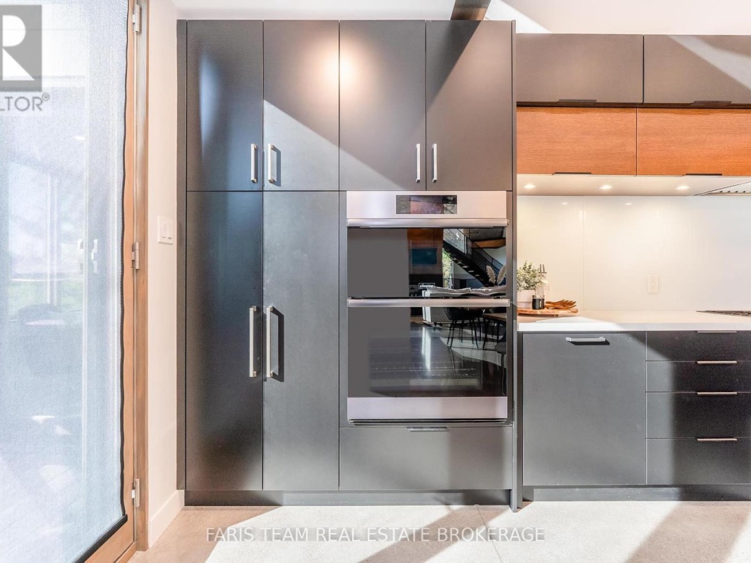 3886 EAST SHORE ROAD, 