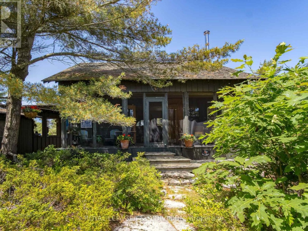 2 IS 4170 ISLAND, 