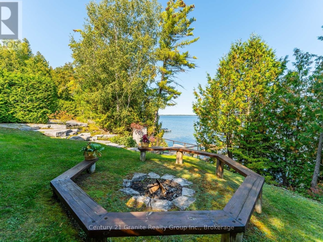 118 Griffin Drive, Four Mile Lake