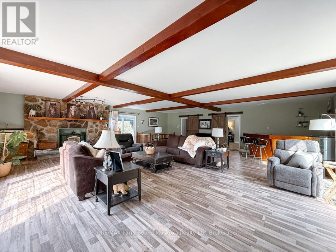 1862 DIVISION ROAD W, 