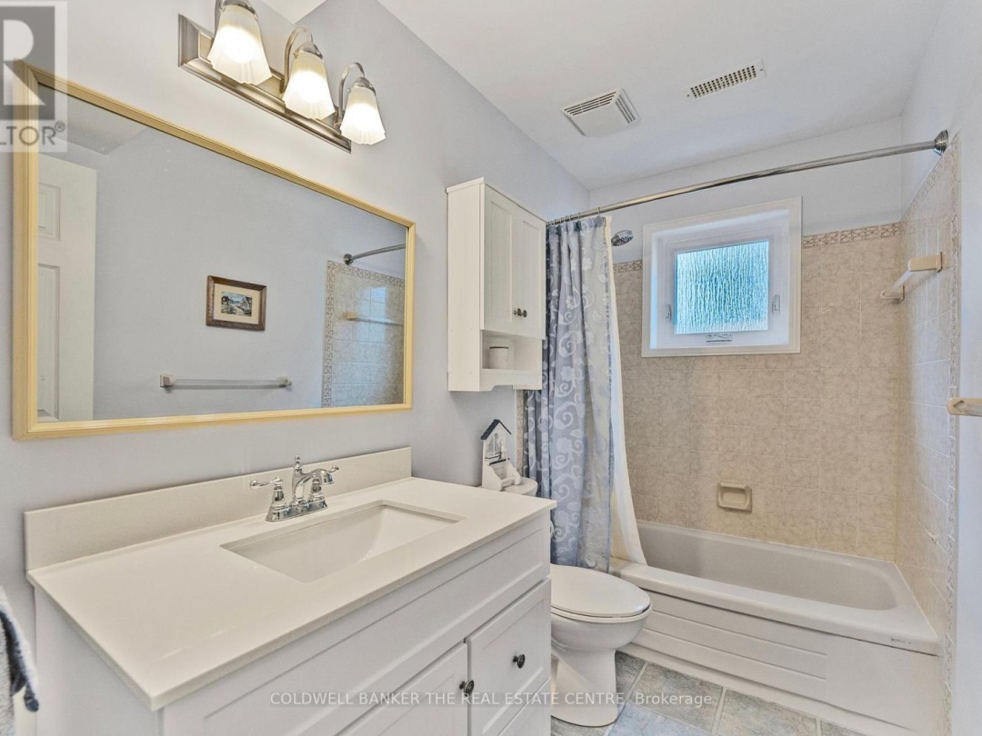 148 BAYSHORE DRIVE, Lake Simcoe