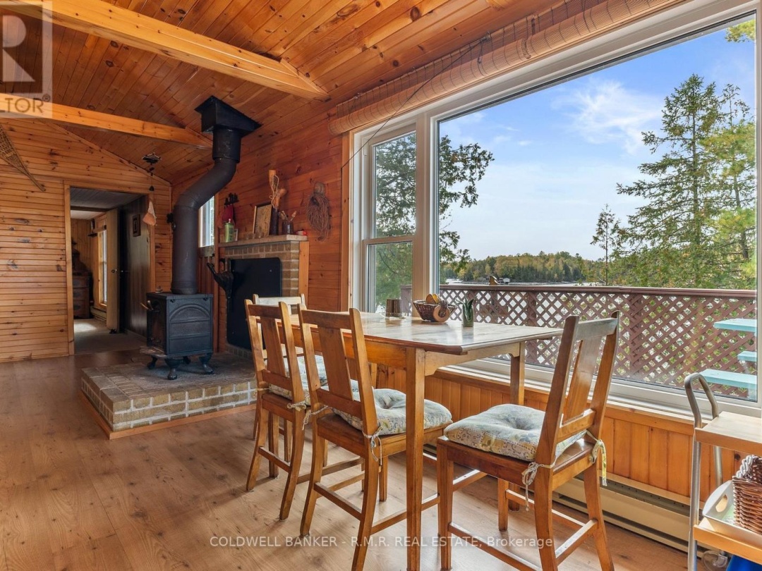 701 ISLAND 7, Crystal Lake