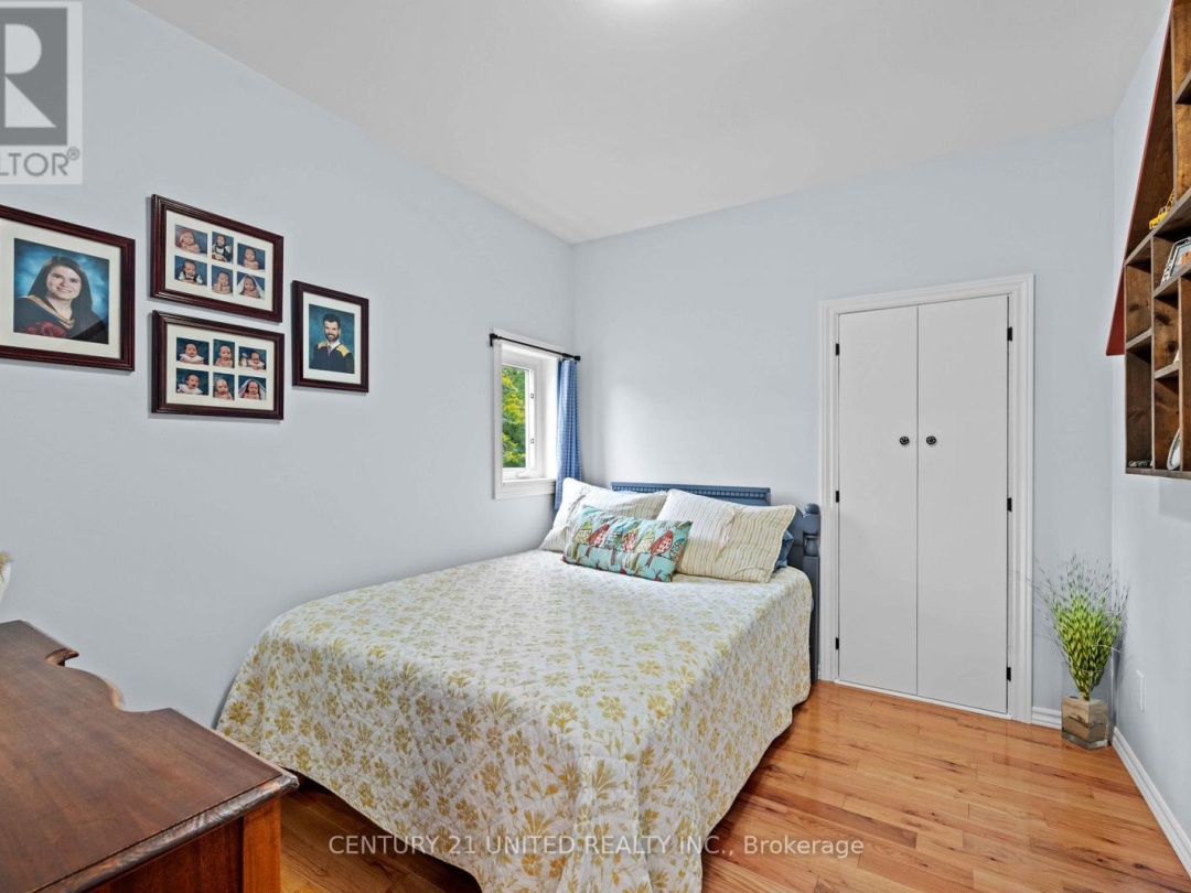 586 BIRCH POINT ROAD, 