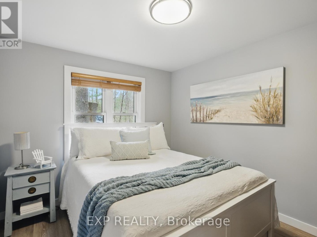 5B SOUTHWELL DRIVE, Horseshoe Lake