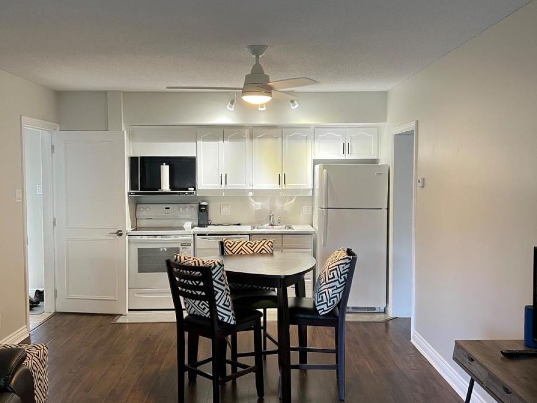 15 60 Laguna Parkway, Ramara