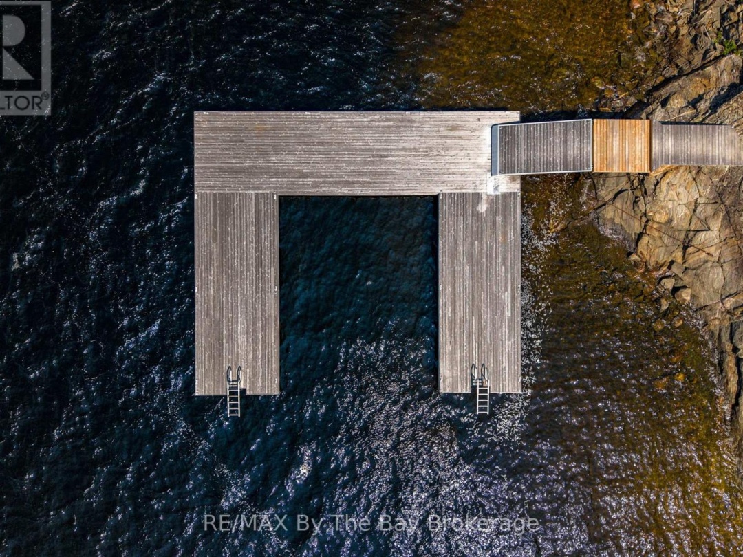 11324 ISLAND 1810/BONE ISLAND, 
