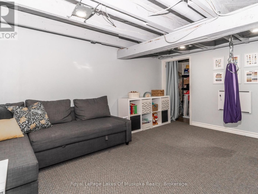 31 FLORENCE STREET W, 