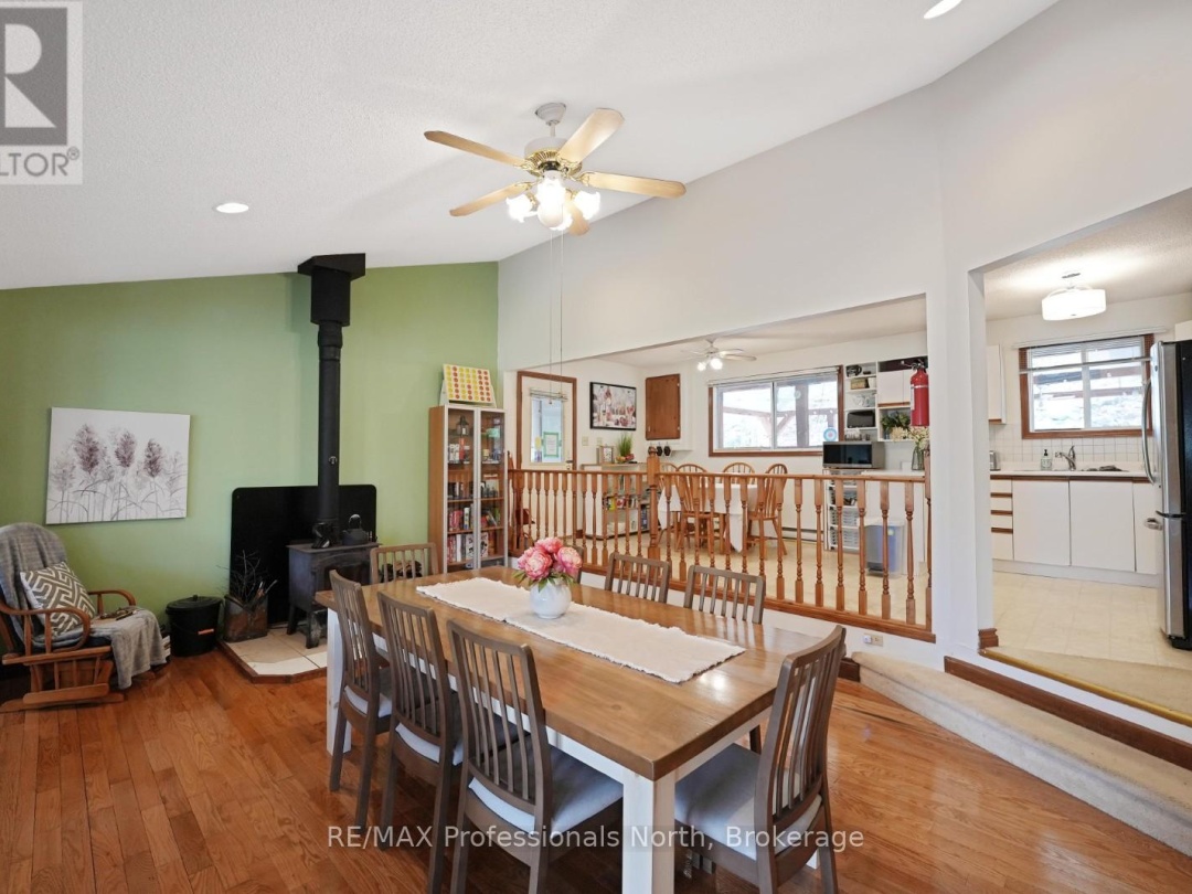 1039 Mink Road, Long Lake