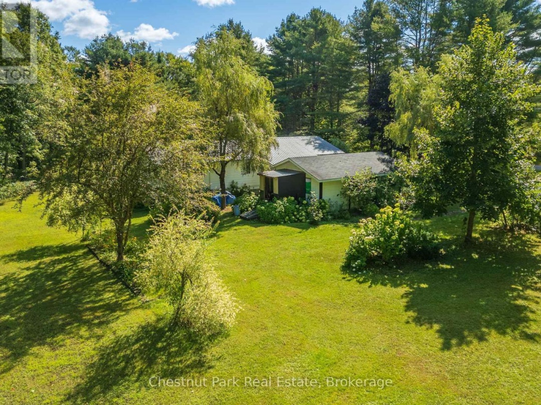 1047 NAISMITH ROAD E, 