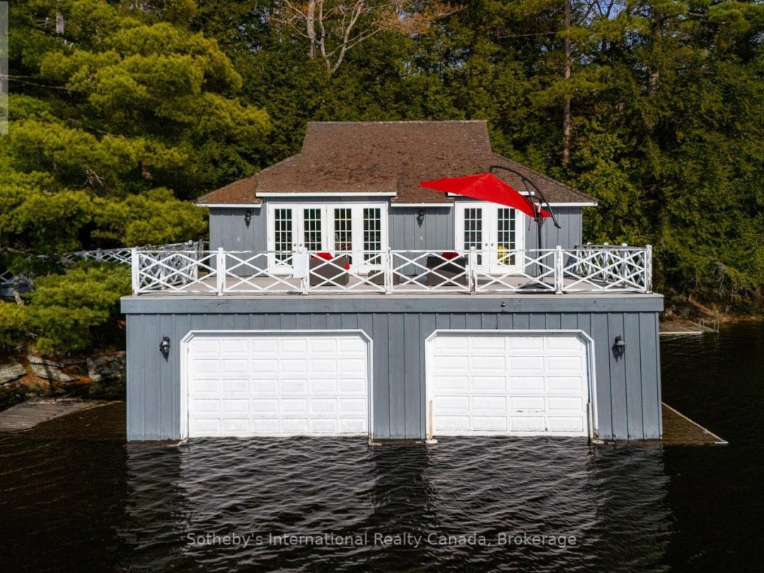 1-1076 BIRCH POINT ROAD, Lake Muskoka