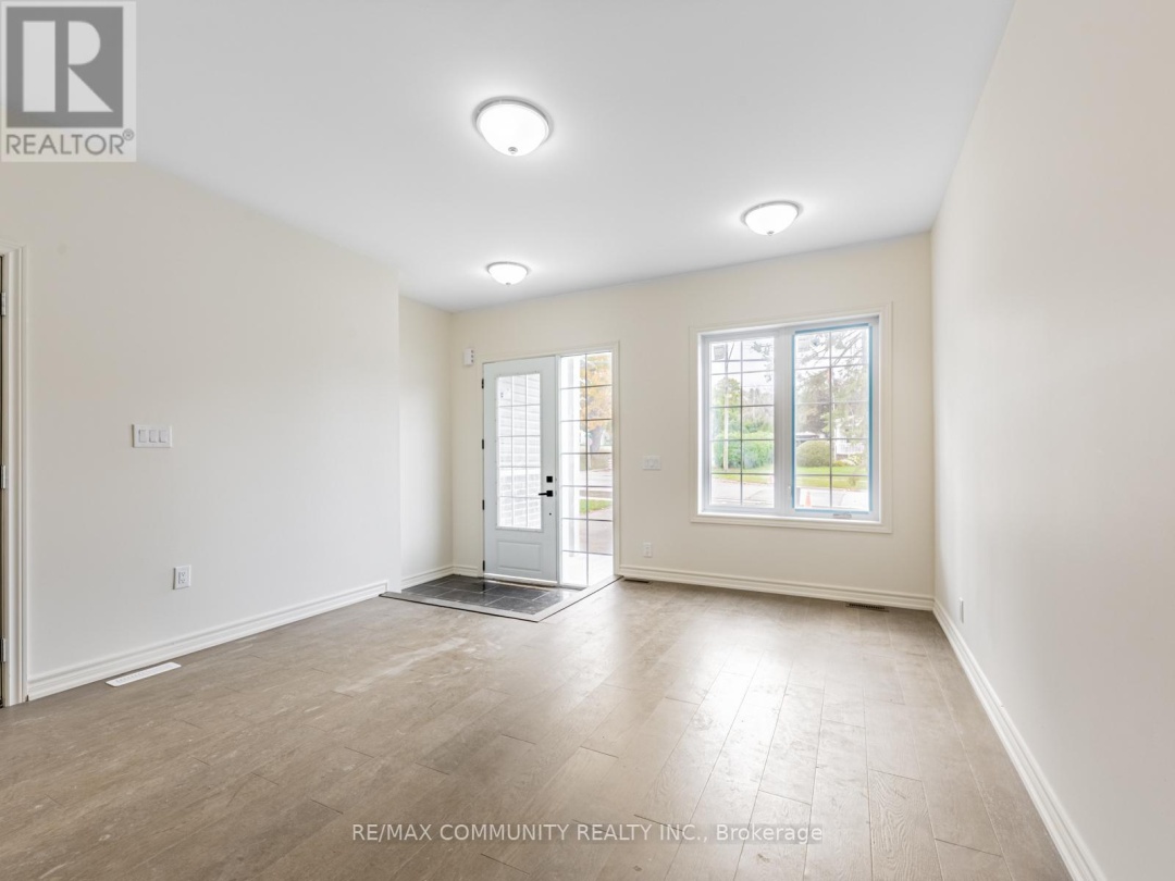 506 SIMCOE STREET, 
