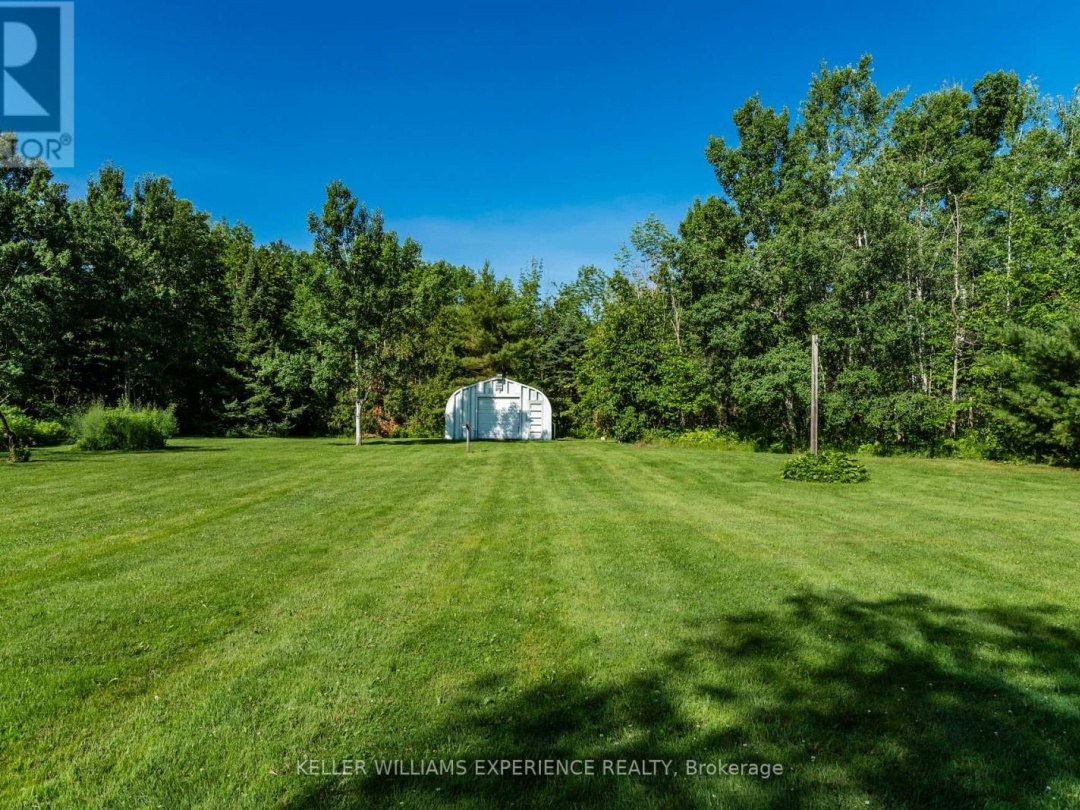 8 THATCHER PLACE, 