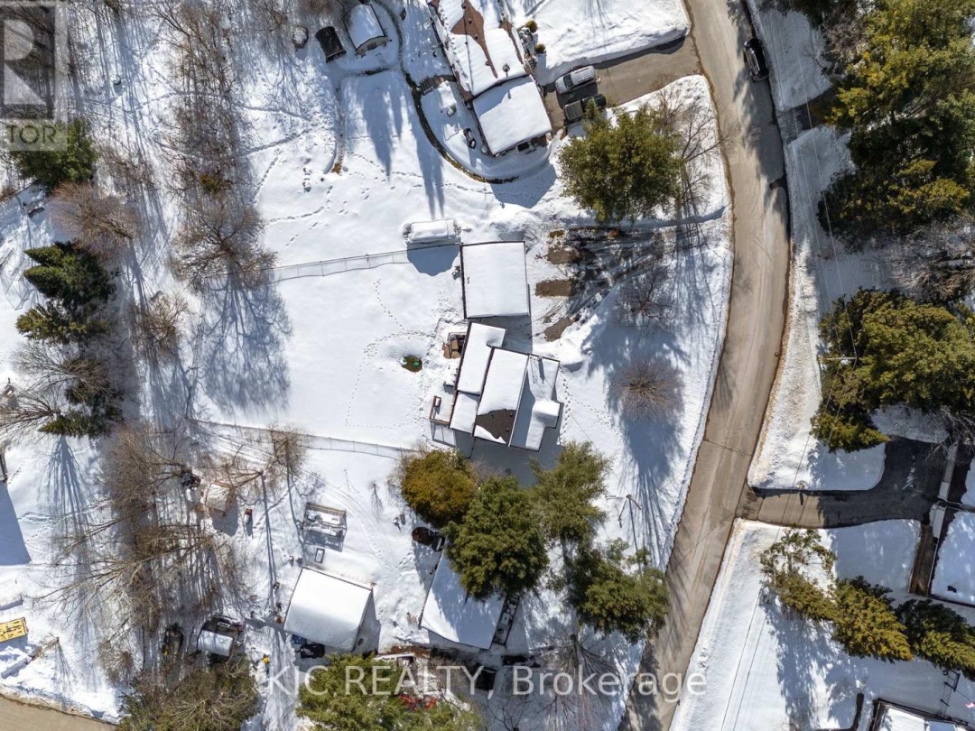 138 Alpine Lake Road, Pigeon Lake