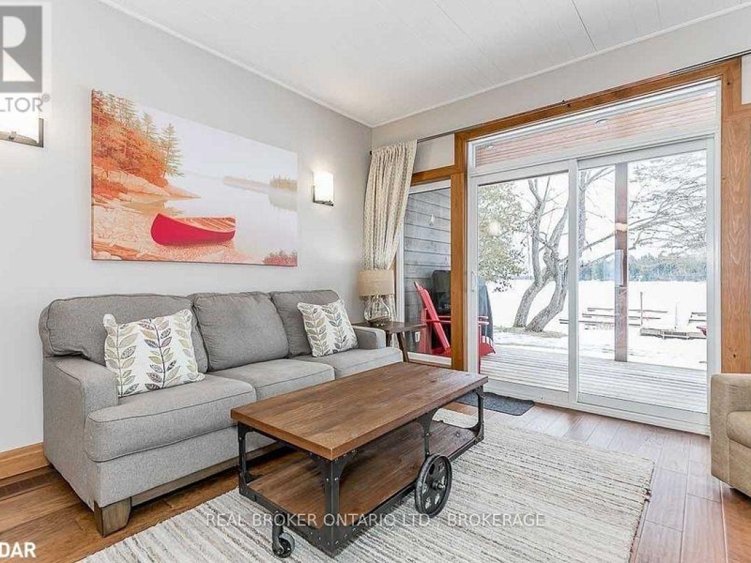 1841 Muskoka Road 118 Road W Unit# 2B, Lake Muskoka