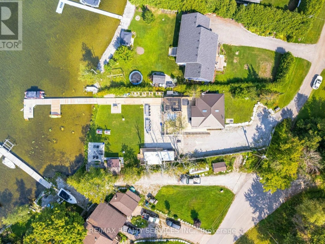 28 ELDONIA ROAD, Canal Lake