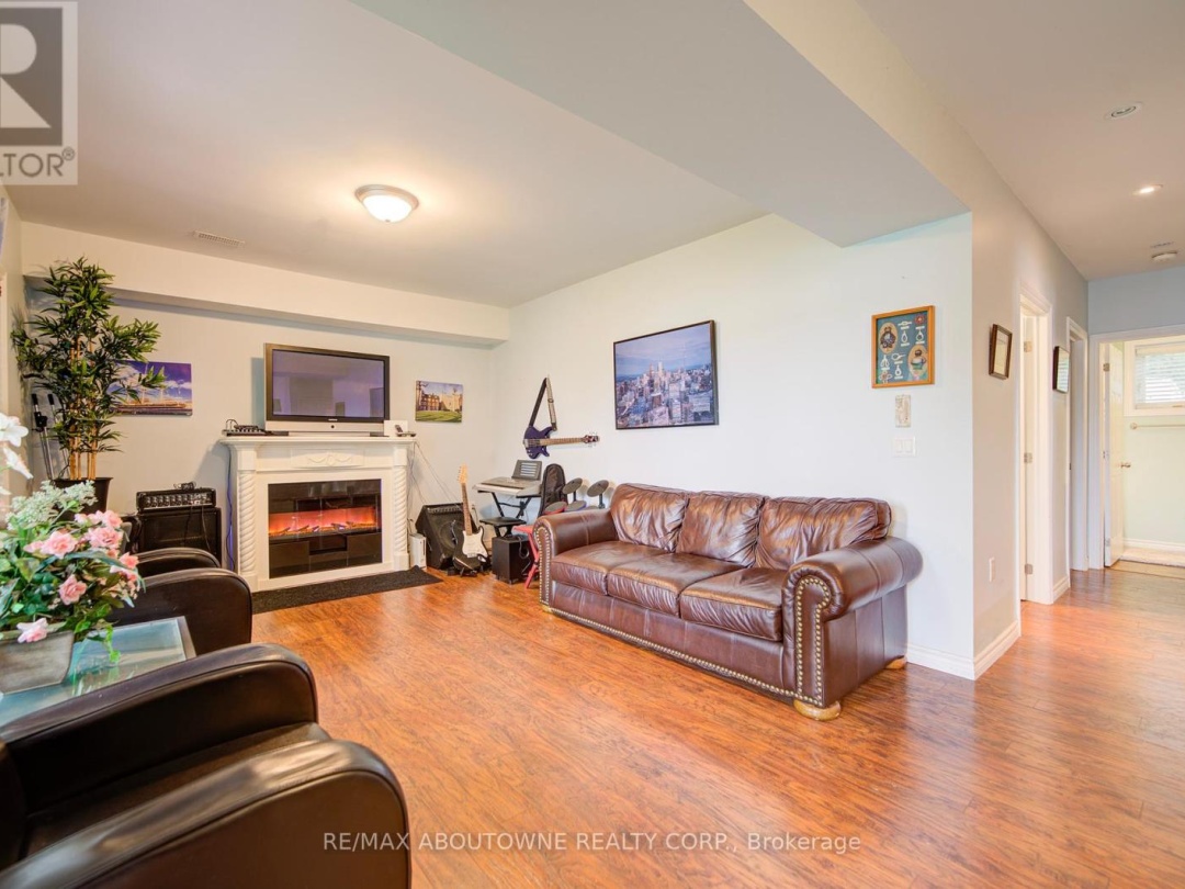 87 PARADISE ROAD, 