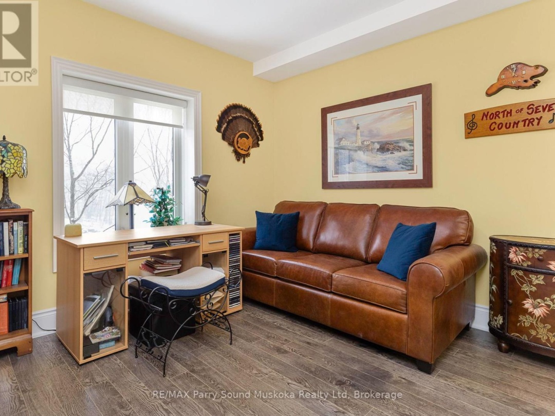 303 - 11B SALT DOCK ROAD, 