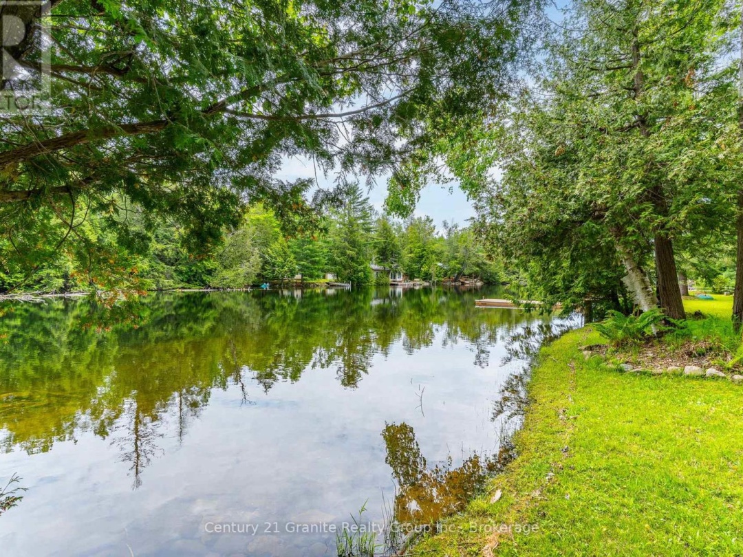 86 BOYCE TRAIL, 