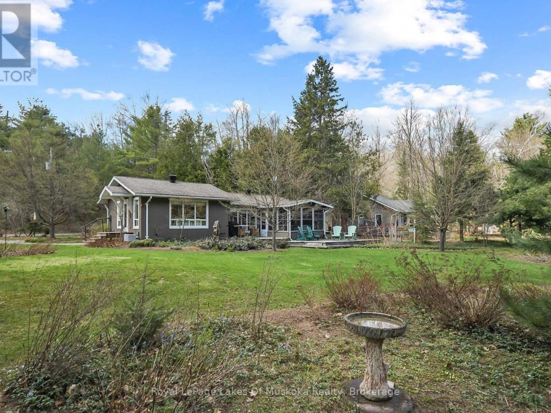 9 Summer Lane, Lake Muskoka