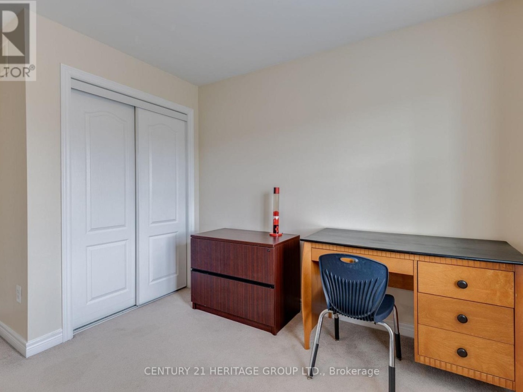 64 - 800 WEST RIDGE BOULEVARD, 