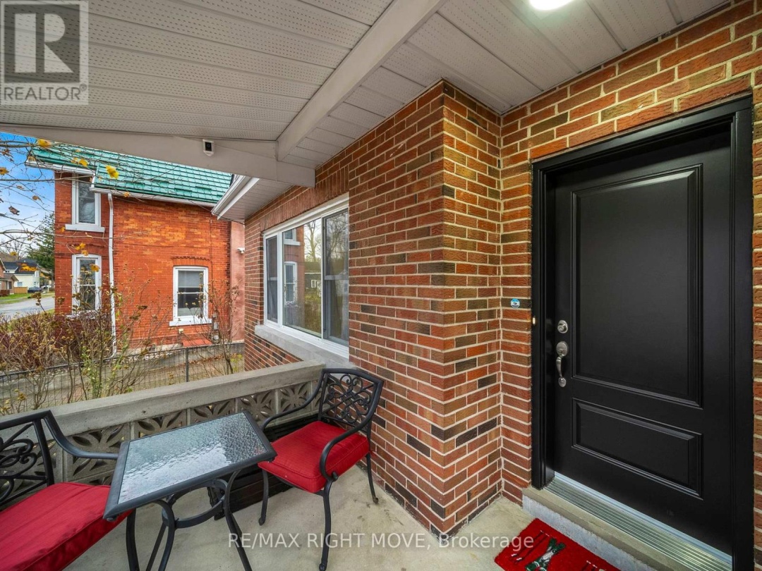 206 MARY STREET, Orillia