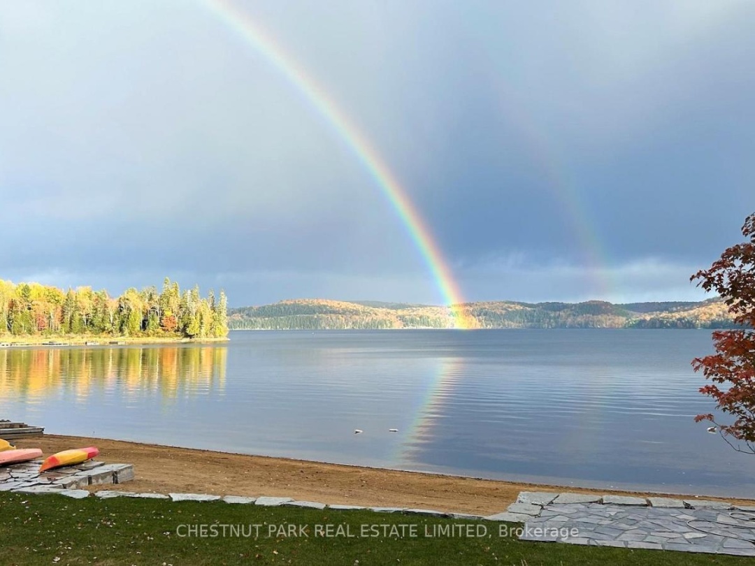 1168 Curry Road, Haliburton Lake