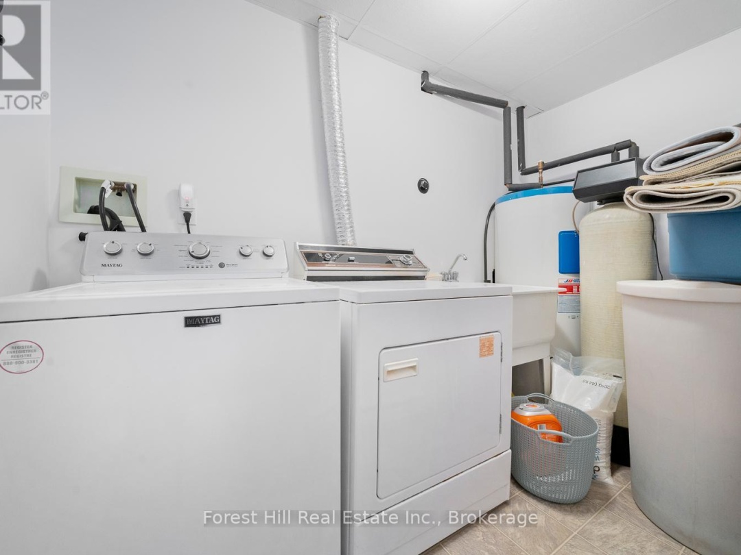 17 SKERRYVORE CIRCLE, 