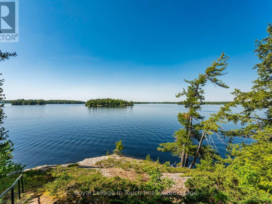 2 IS 270 GEORGIAN BAY ISLAND, 