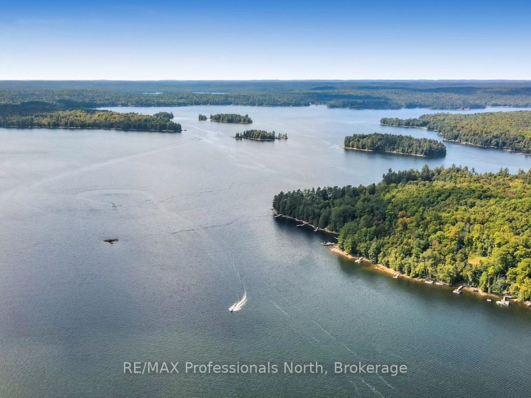 2718 WILKINSON ROAD, Kennisis Lake