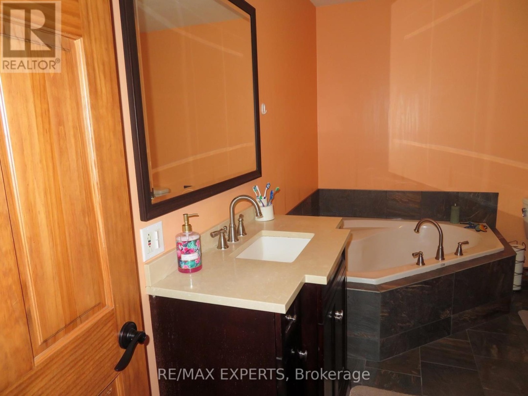 3771 HARRY'S LANE, 
