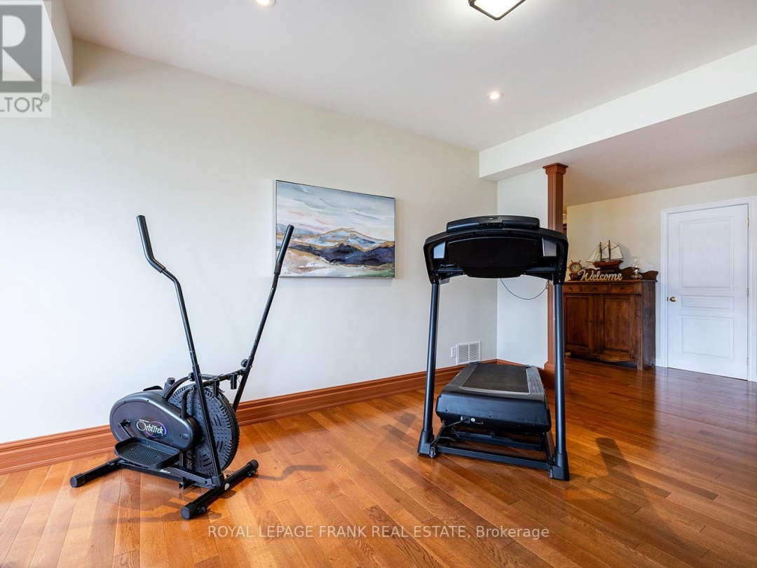 24 GILSON POINT PLACE, Lake Scugog