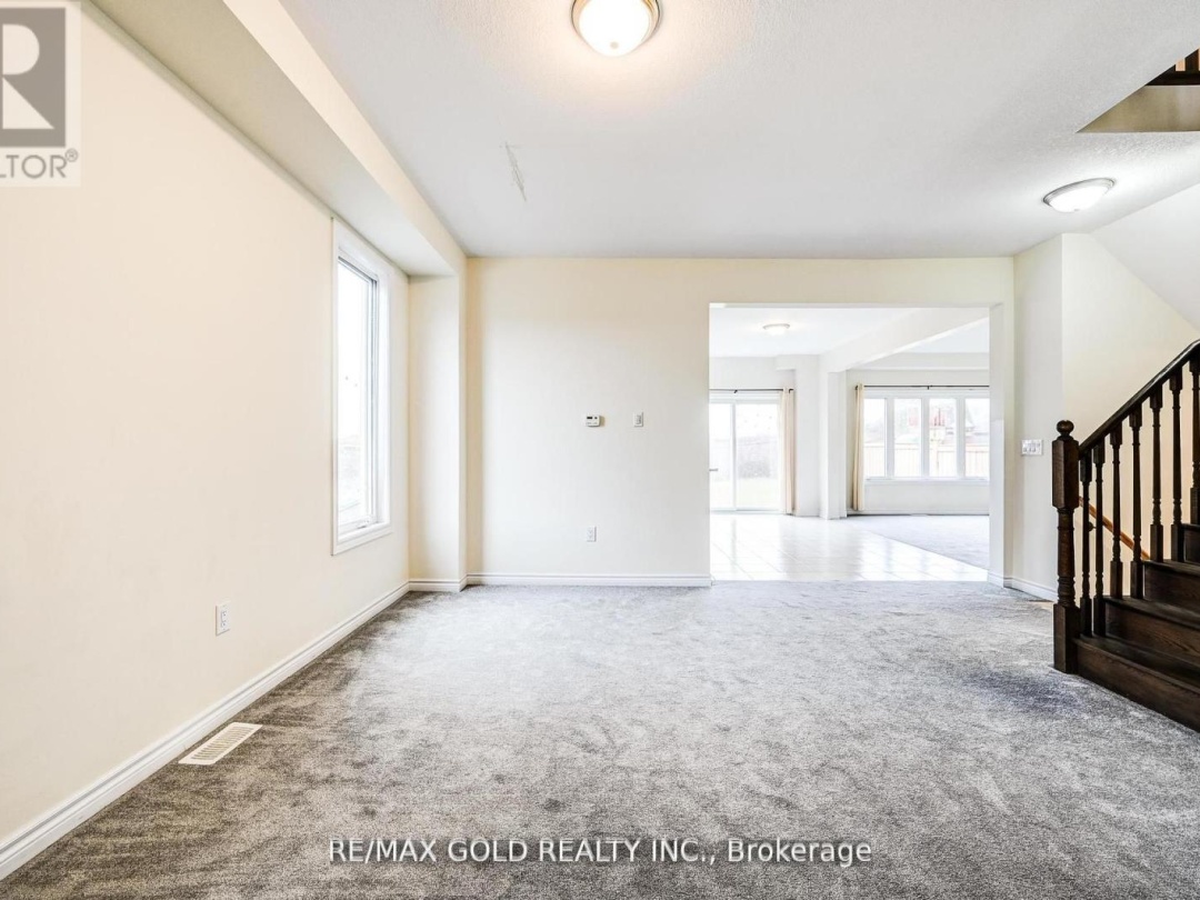 84 Atlantis Drive W, Orillia