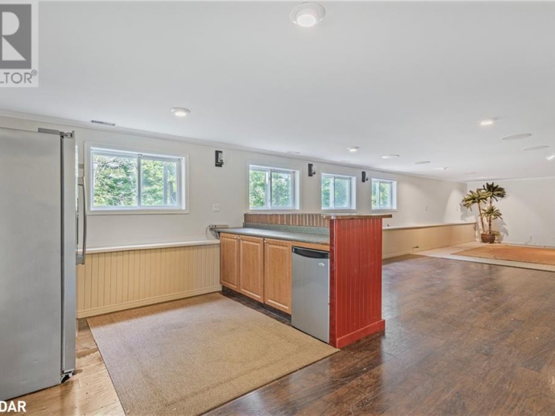 4201 Huronia Road, Severn