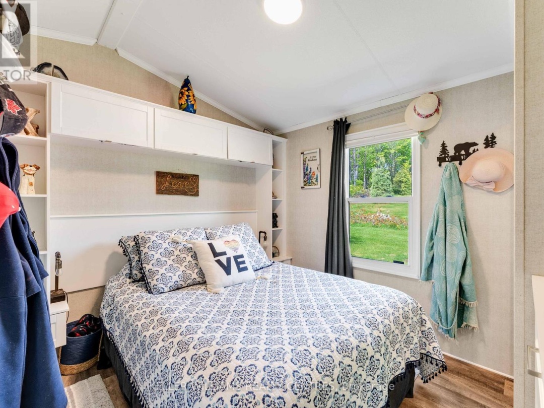 #38 Lakeridge 1047 Bonnie Lake Camp Road, Bracebridge (Macaulay)