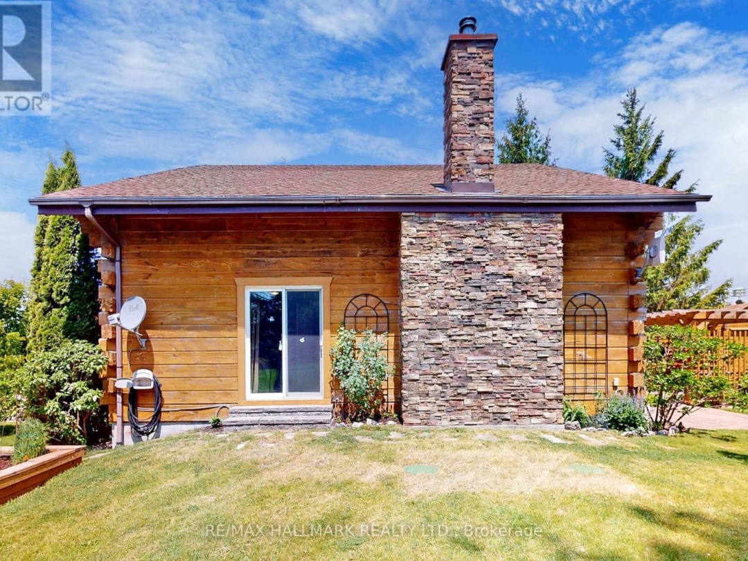 4017 Dalrymple Drive, Dalrymple Lake