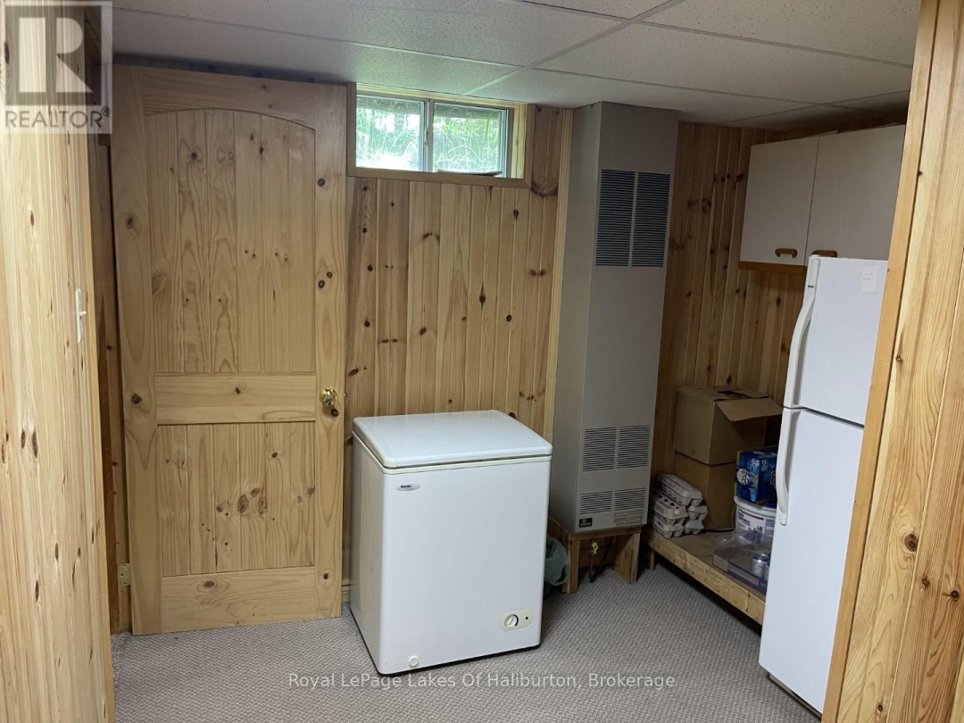 1675 BRAELOCH ROAD, Kennisis Lake
