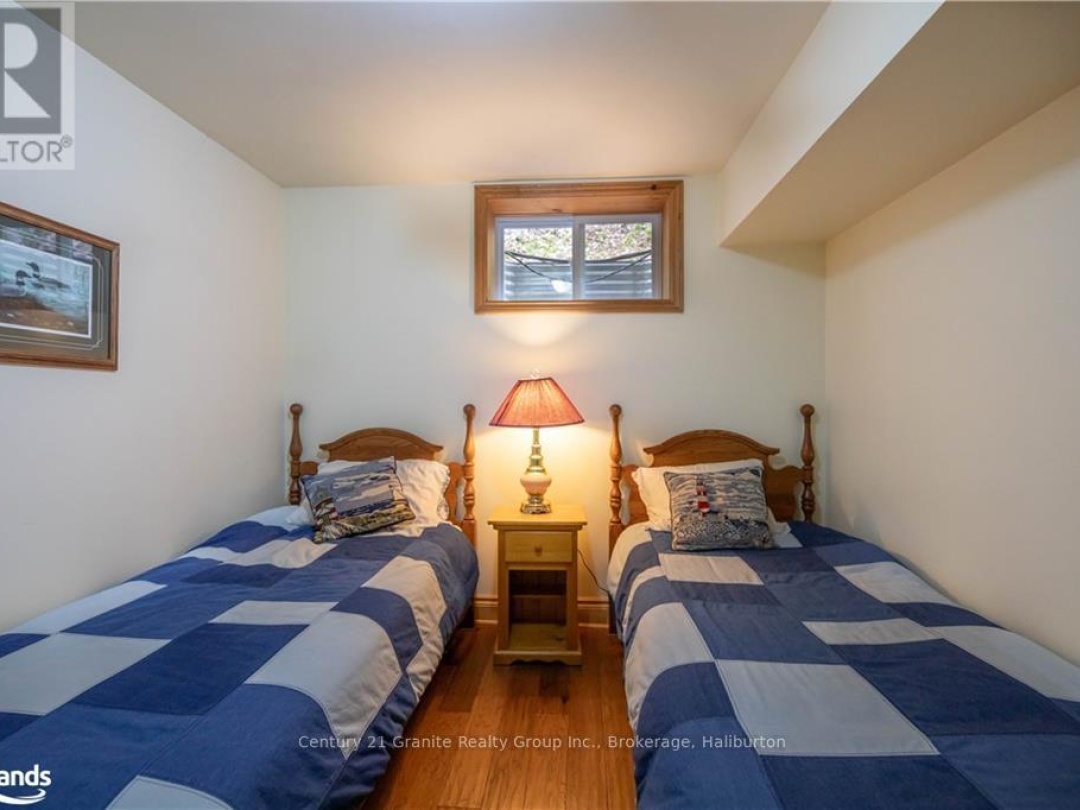 1016 Pegg Drive, Kennisis Lake