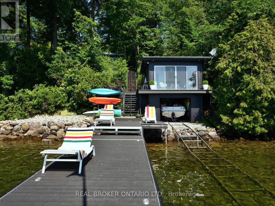45 IVY LANE, 
