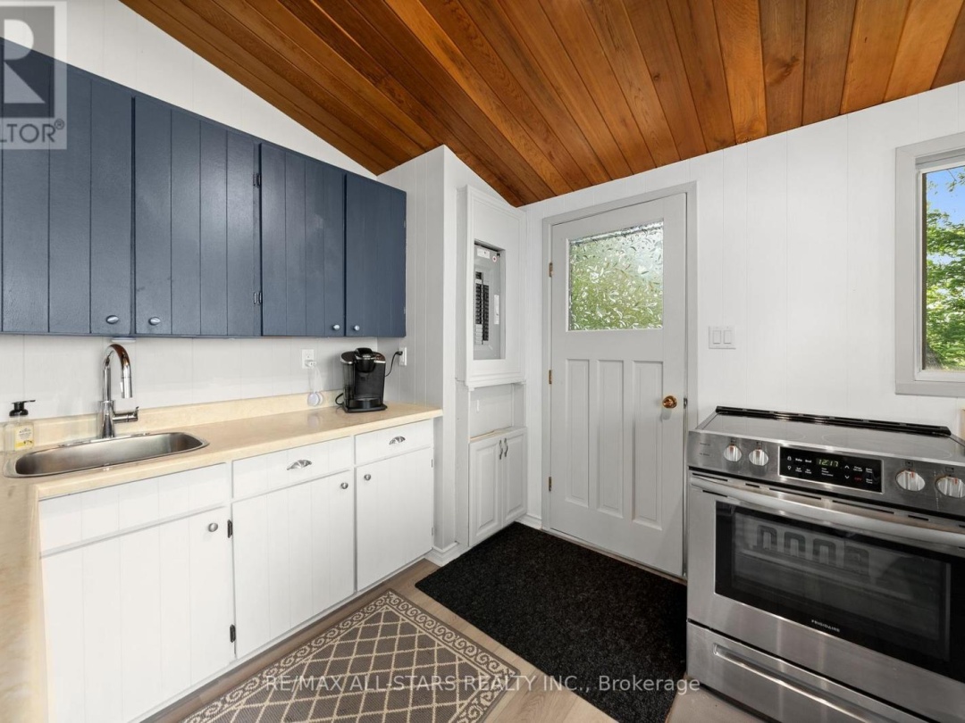 36 Walnut Street, Cameron Lake