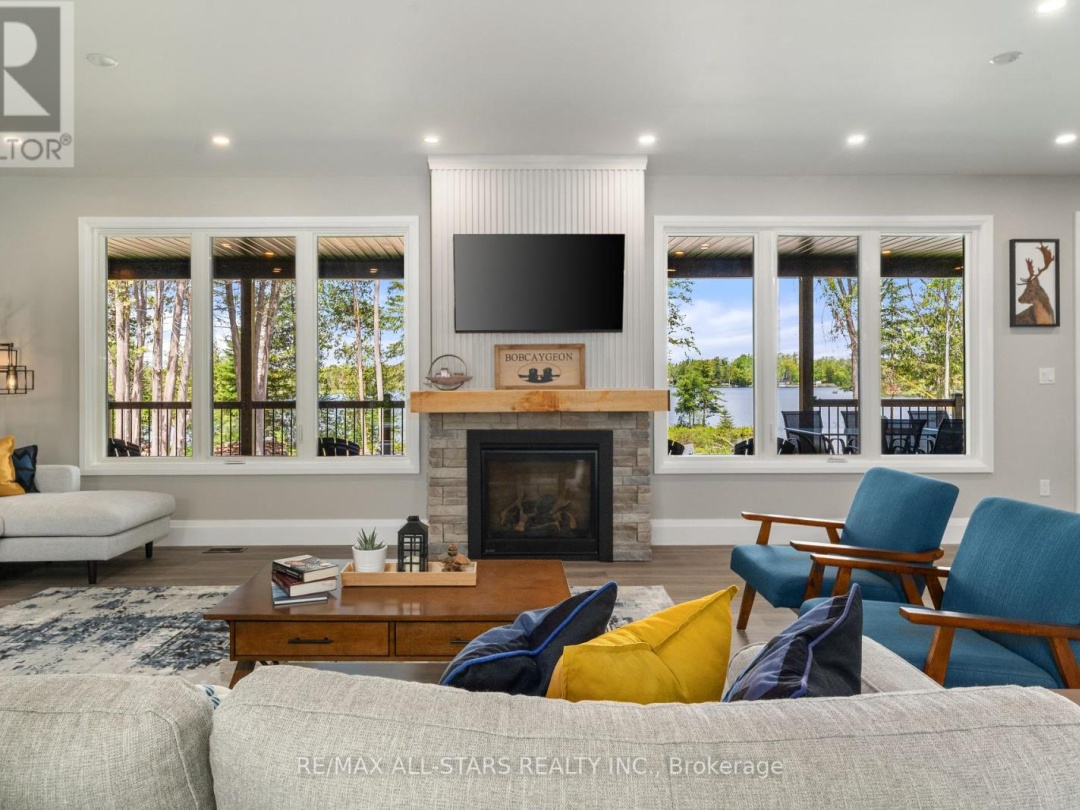 15 BERRY LANE, 