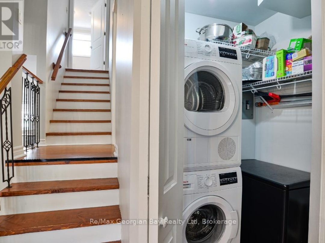 BEACH CHALET #3 - 1230 GRANDVIEW LODGE ROAD, 