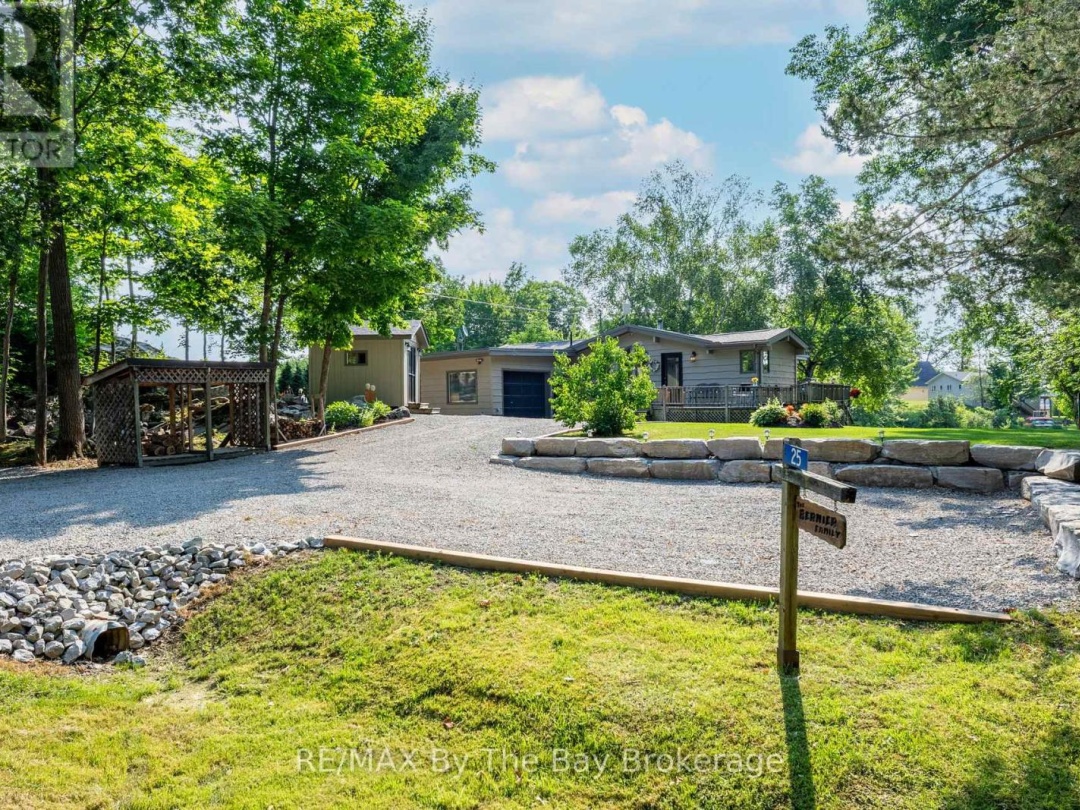 25 HEATHVALLEY TRAIL, 