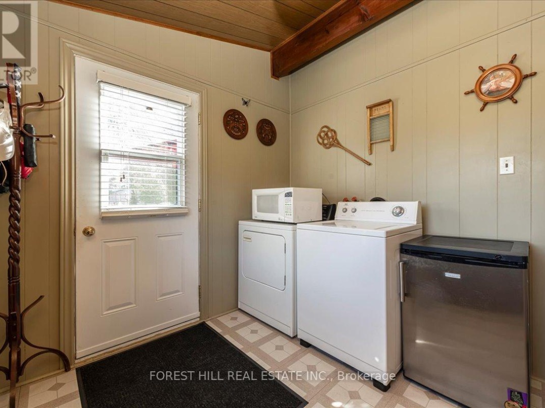 67 LAKE AVENUE, Lake Simcoe