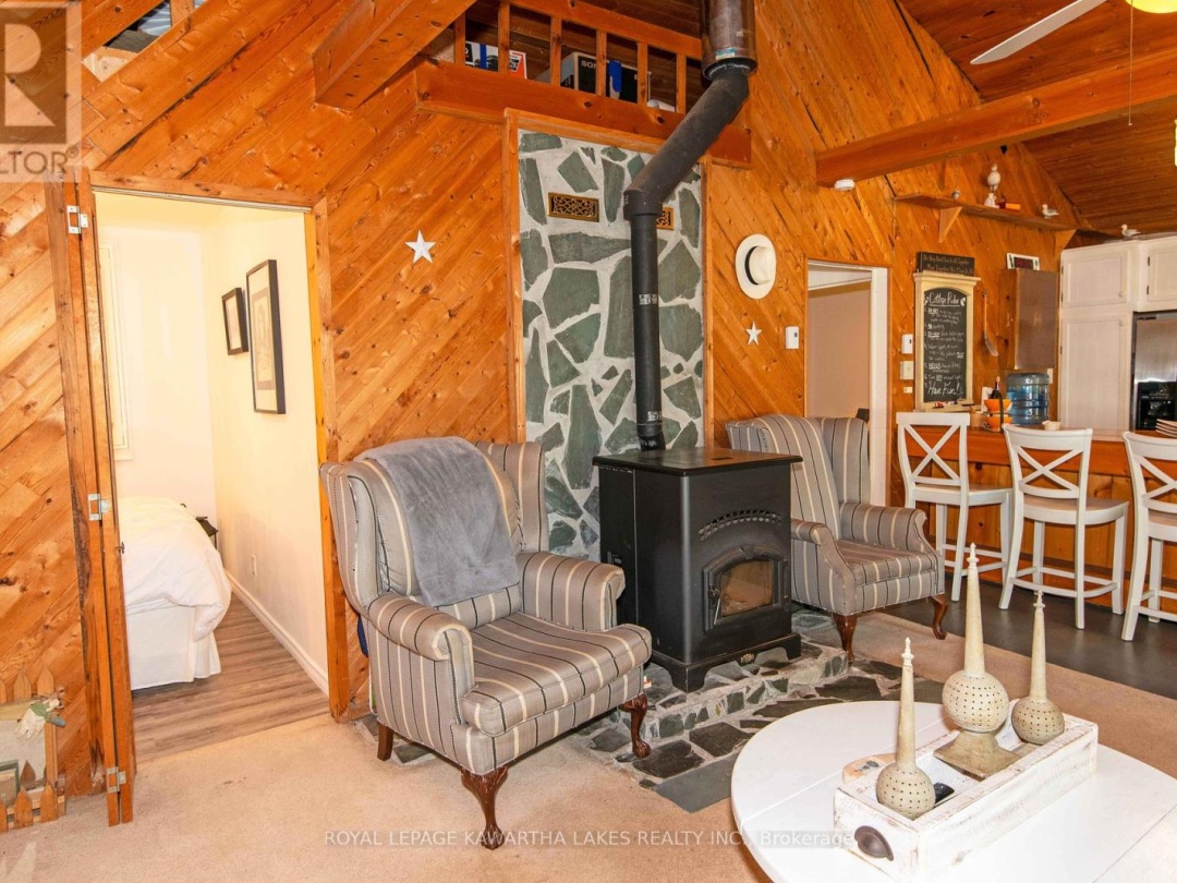 34 Deweys Island, Cameron Lake