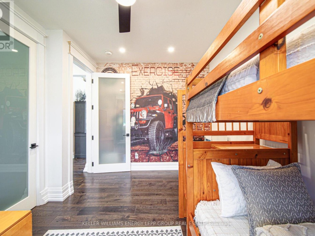 44 BALL POINT ROAD, 