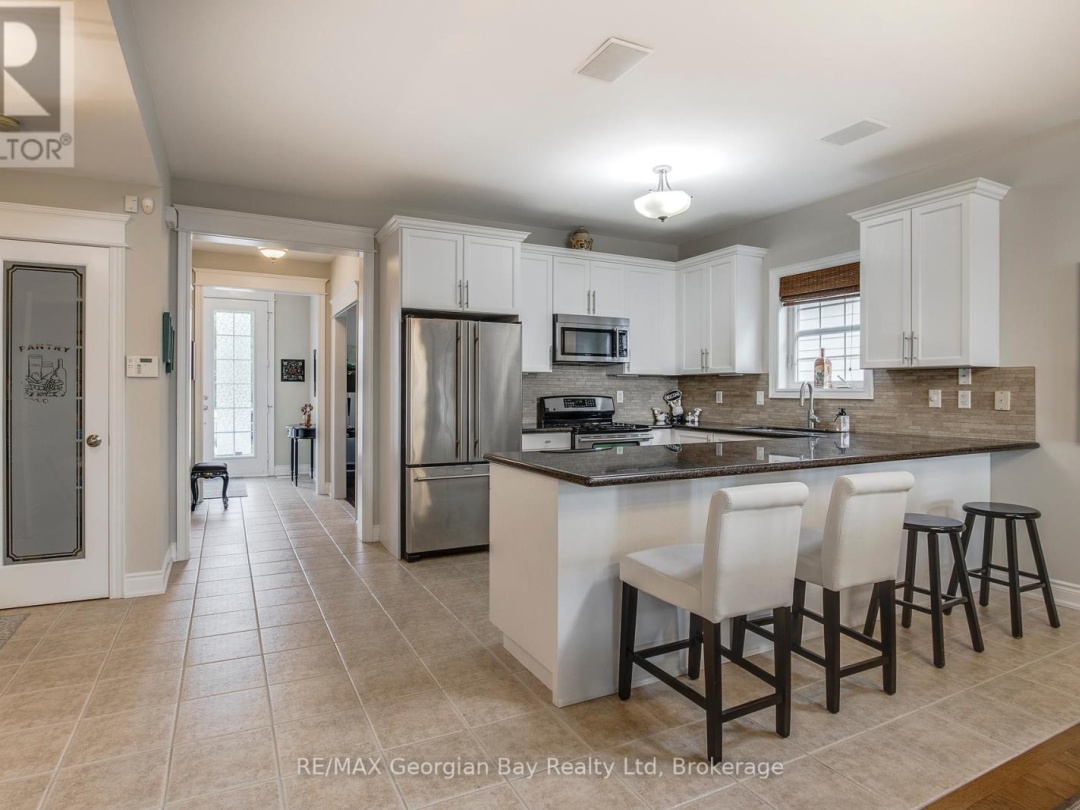 144 WYCLIFFE COVE, 